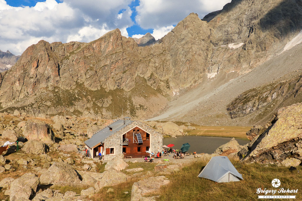 Bivouac face au refuge de Vallonpierre