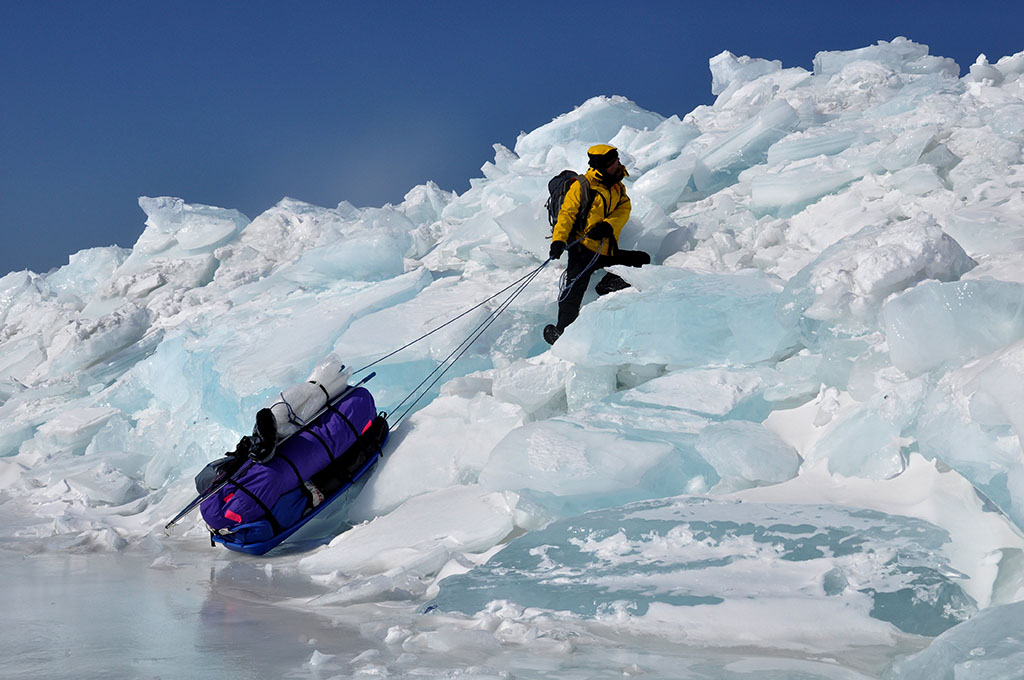 trek hivernal sur le lac Baïkal