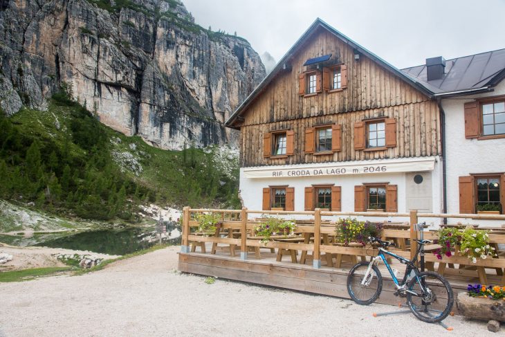 Refuge Croda da Lago, Dolomites