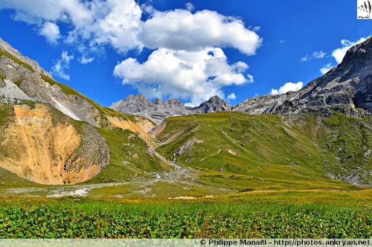 Panorama depuis le refuge du Saut (Massif de la Vanoise, Savoie)