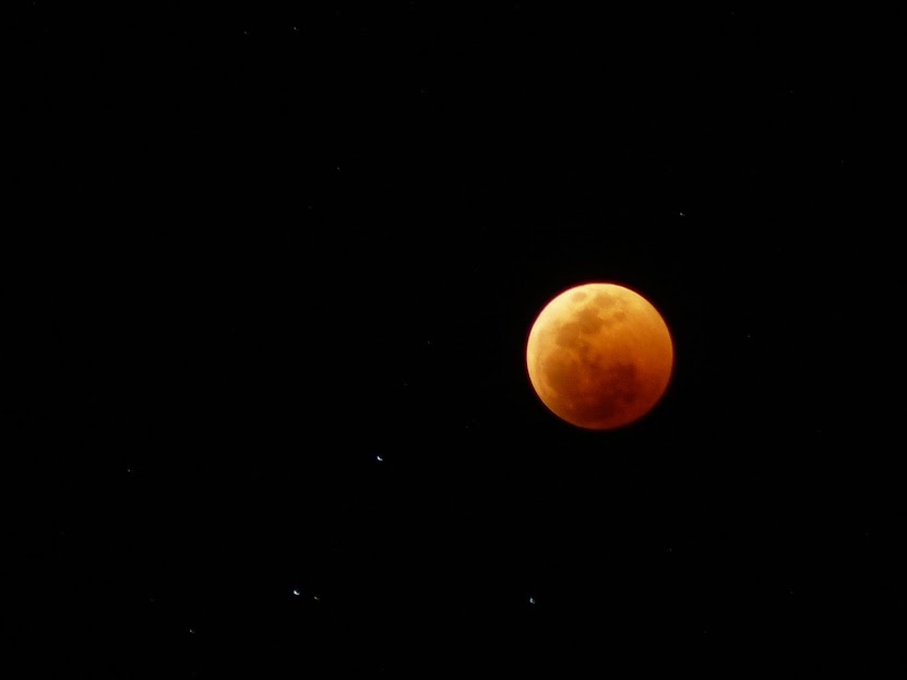 Eclipse totale de lune du 27 juillet 2018