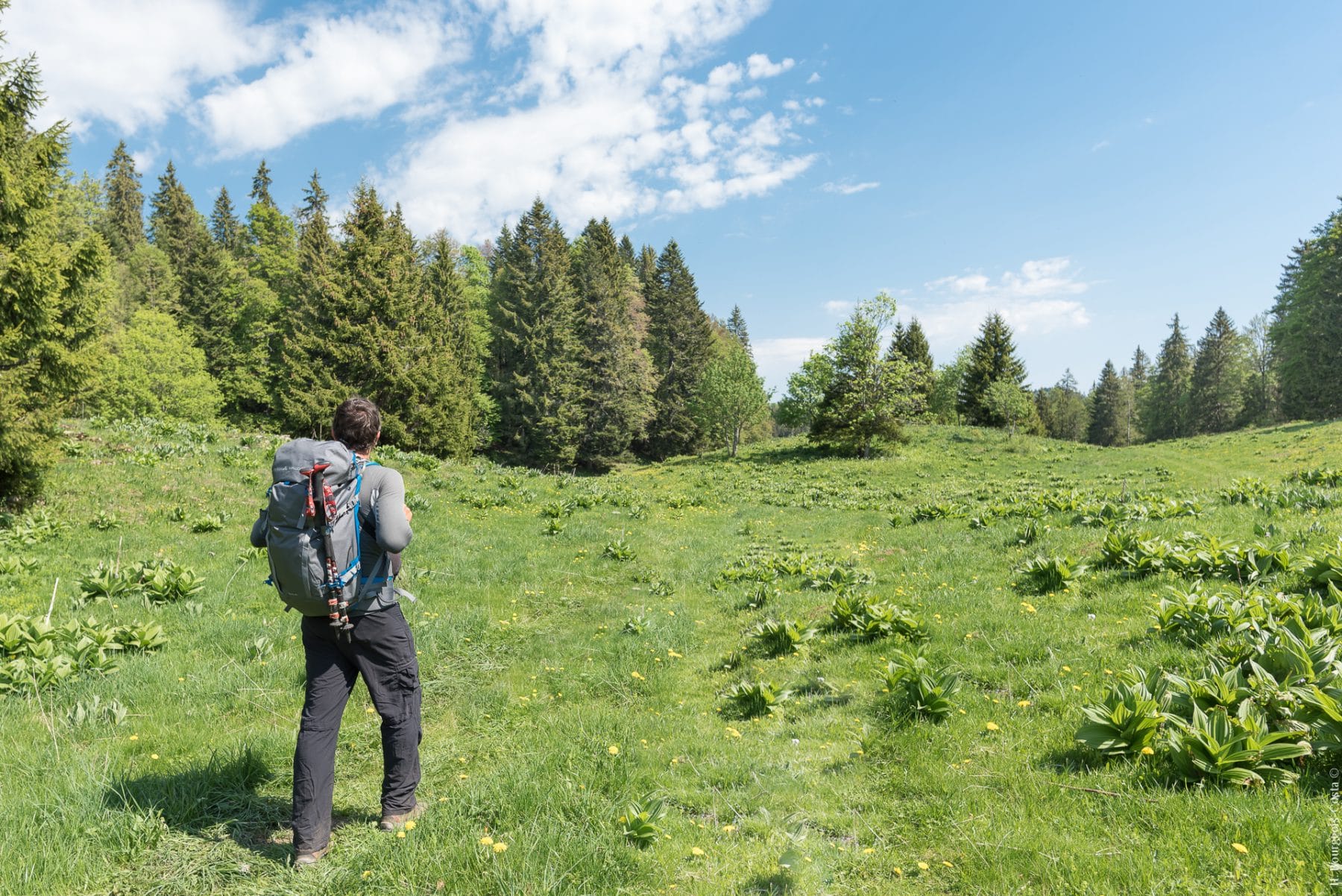 Sac à dos Vaude Rupal 45+ dans le Jura suisse