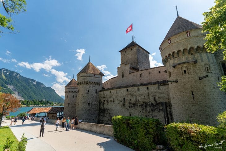 Annecy - Source du Rhône à vélo bikepacking - Suisse - Château de Chillon