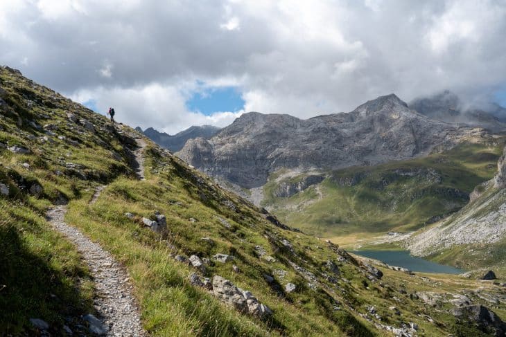 Lac de la Plagne depuis la montée vers le col de la Sachette