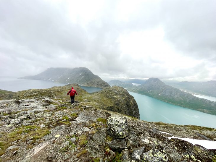 Le Bessengen, Traversée du Jotunheimen à pied