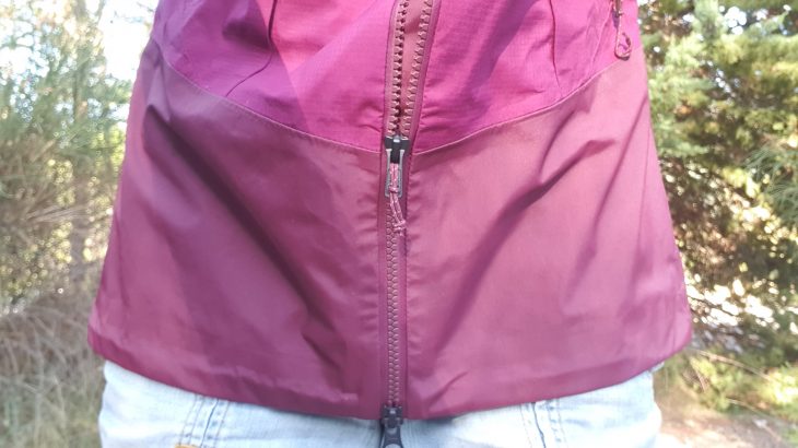 Zip frontal - Test Veste Imperméable Forclaz MT500 pour femme