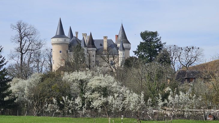 Le château de Saint-Chartier