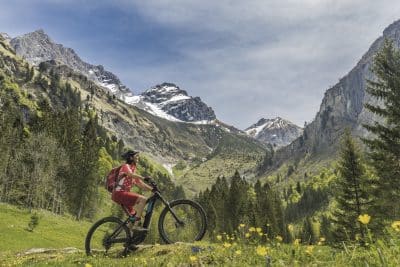 Quel VTT électrique choisir pour ses randonnées ?